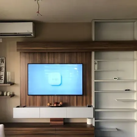 Kyrenia, Merkez, Cyprus شقة كيرينيا